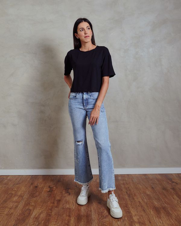 BLUSA-BASICA-CROPPED-GOLA-REDONDA-PRETO