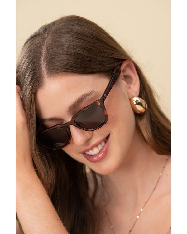 OCULOS-SOLAR-STELA-TARTARUGA