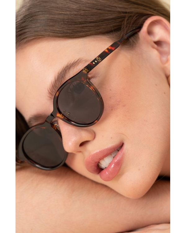 OCULOS-DE-SOL-REDONDO-MONTREAL-TARTARUGA---
