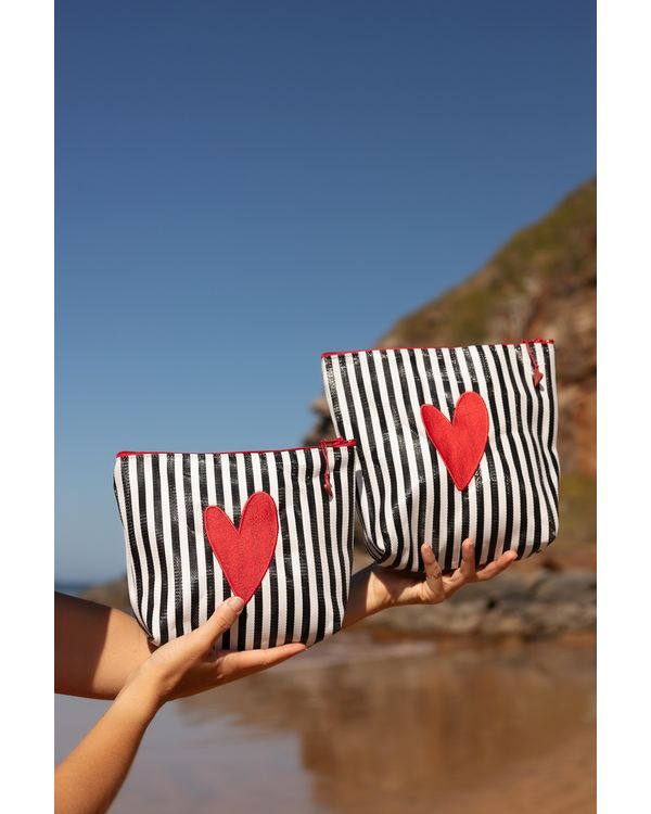 NECESSAIRE-PEQUENA-CAROL-PRETO