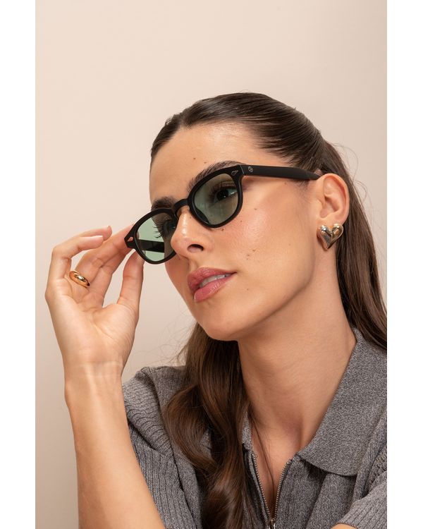 OCULOS-DE-SOL-JIMMY-PRETO-LENTE-VERDE