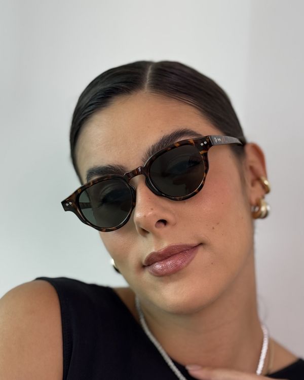 OCULOS-DE-SOL-HOLLY-TARTARUGA