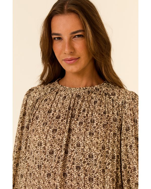 BLUSA-ESTAMPA-GERANIO-PRETO