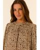 BLUSA-ESTAMPA-GERANIO-PRETO