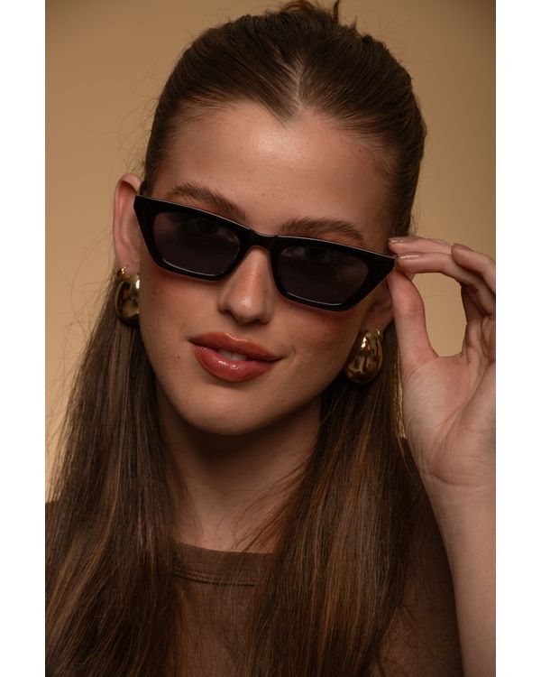 OCULOS-DE-SOL-IVY-PRETO