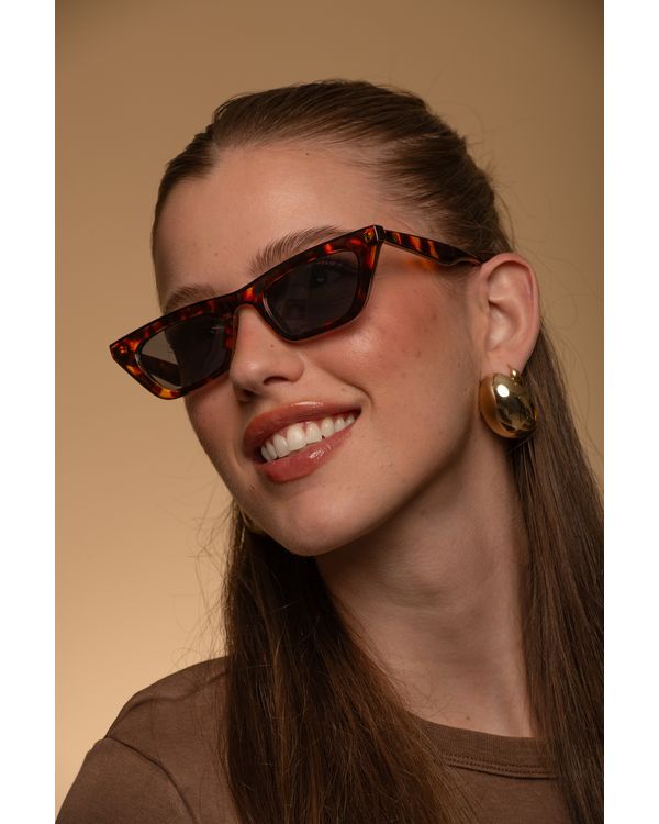 OCULOS-DE-SOL-IVY-TARTARUGA