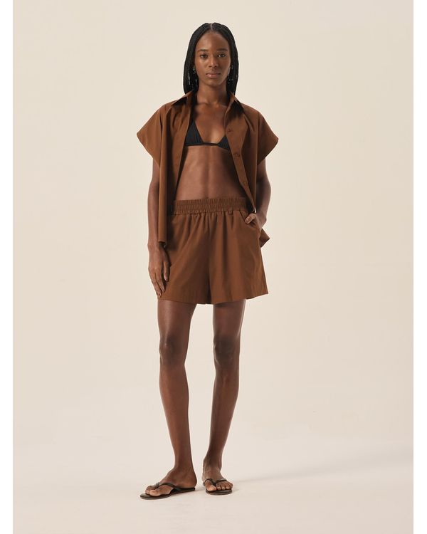 SHORT-TRICOLINE-CASTANHO