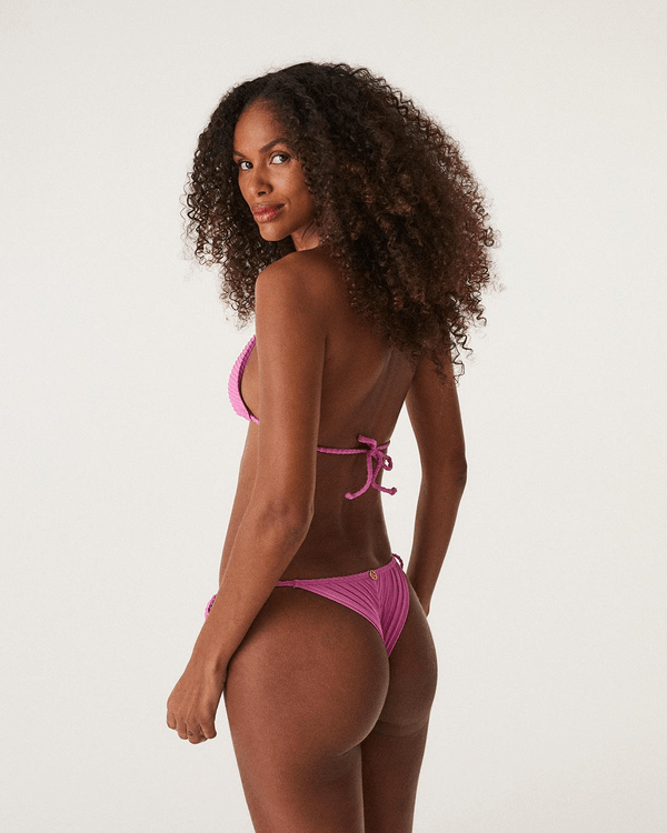 vi261027_2663_2-top_tri